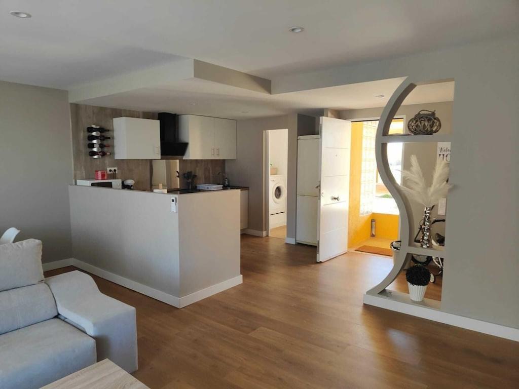 Superbe Appartement Terrasse Entierement Renove Au Bord De L'Ebre Deltebre Luaran gambar